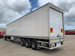 2015 Maxitrans 24P Freezer Van White