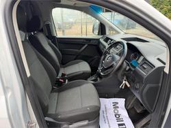 2016 VOLKSWAGEN CADDY TSI220