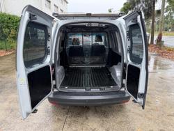 2016 VOLKSWAGEN CADDY TSI220