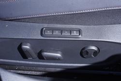 2025 CUPRA Leon VZe