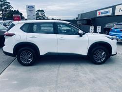 2025 Nissan X-TRAIL ST