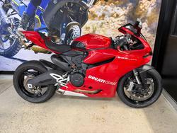 2015 DUCATI 899 PANIGALE RED