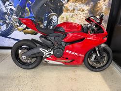 2015 DUCATI 899 PANIGALE RED