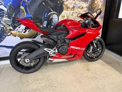 2015 DUCATI 899 PANIGALE RED