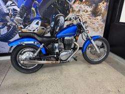 2015 Suzuki BOULEVARD S40 BLUE