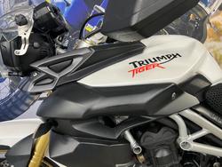 2011 Triumph TIGER 800 WHITE
