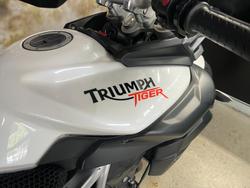 2011 Triumph TIGER 800 WHITE