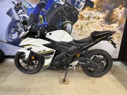 2017 Yamaha YZF-R3 BLUE