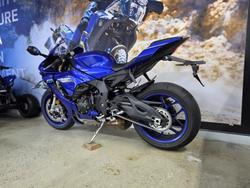 2025 Yamaha YZF-R1 BLUE