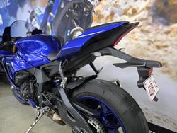 2025 Yamaha YZF-R1 BLUE