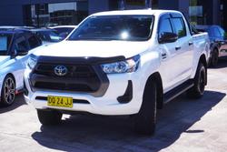 2023 Toyota Hilux SR