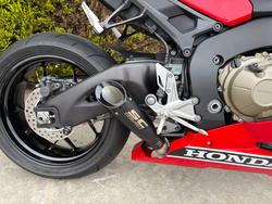 2017 Honda CBR1000RR (FIREBLADE) Red