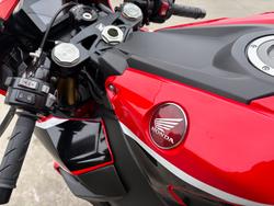 2017 Honda CBR1000RR (FIREBLADE) Red