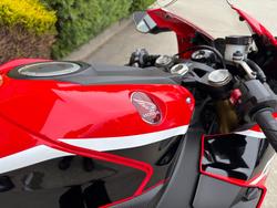 2017 Honda CBR1000RR (FIREBLADE) Red