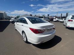 2010 Hyundai i45 Premium