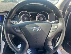 2010 Hyundai i45 Premium