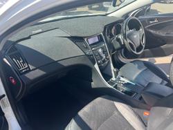 2010 Hyundai i45 Premium