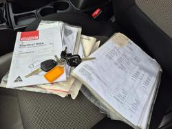 2015 Mitsubishi Triton GLX MN MY15 4X4 Dual Range White