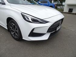 2024 MG MG5 Vibe MY24 Dover White