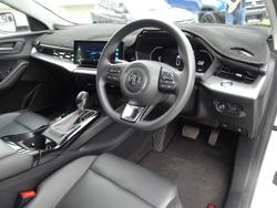 2024 MG MG5 Vibe MY24 Dover White