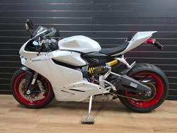 2014 DUCATI 899 PANIGALE White