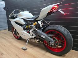 2014 DUCATI 899 PANIGALE White