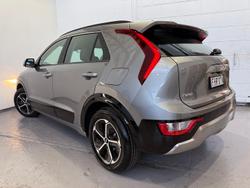 2024 Kia Niro HEV S