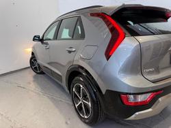 2024 Kia Niro HEV S