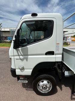 2025 Fuso Canter 4x4 White