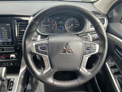 2023 Mitsubishi Pajero Sport GLS