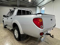 2015 Mitsubishi Triton GLX