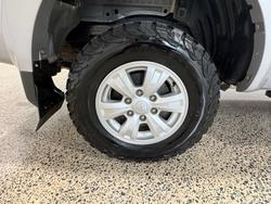 2015 Mitsubishi Triton GLX