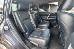 2009 Toyota Kluger KX-S