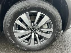 2023 Nissan PATHFINDER TI