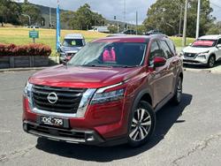 2023 Nissan PATHFINDER TI