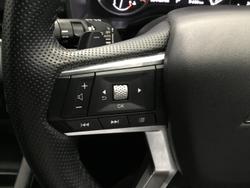 2023 Mitsubishi Outlander LS