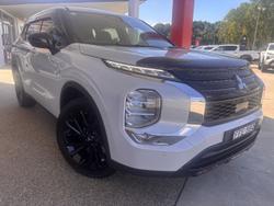 2024 Mitsubishi Outlander Black Edition