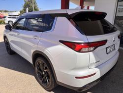 2024 Mitsubishi Outlander Black Edition