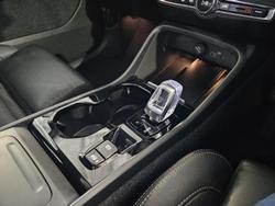 2023 Volvo XC40 Ultimate B5 Dark