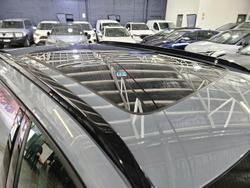 2023 Volvo XC40 Ultimate B5 Dark