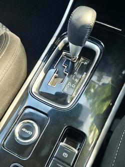 2021 Mitsubishi Outlander ES