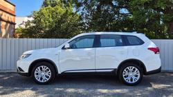 2021 Mitsubishi Outlander ES