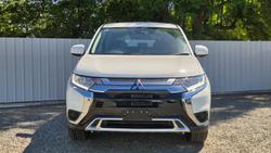 2021 Mitsubishi Outlander ES