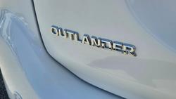 2021 Mitsubishi Outlander ES