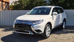 2021 Mitsubishi Outlander ES