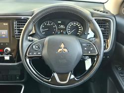 2021 Mitsubishi Outlander ES