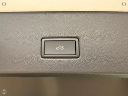 2025 Volkswagen T-Roc 140TSI R-Line