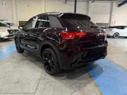 2025 Volkswagen T-Roc 140TSI R-Line