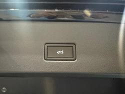 2025 Volkswagen T-Roc 140TSI R-Line