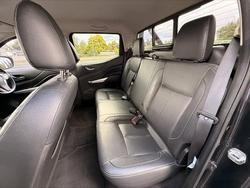 2017 Nissan Navara ST-X N-SPORT Black Edition